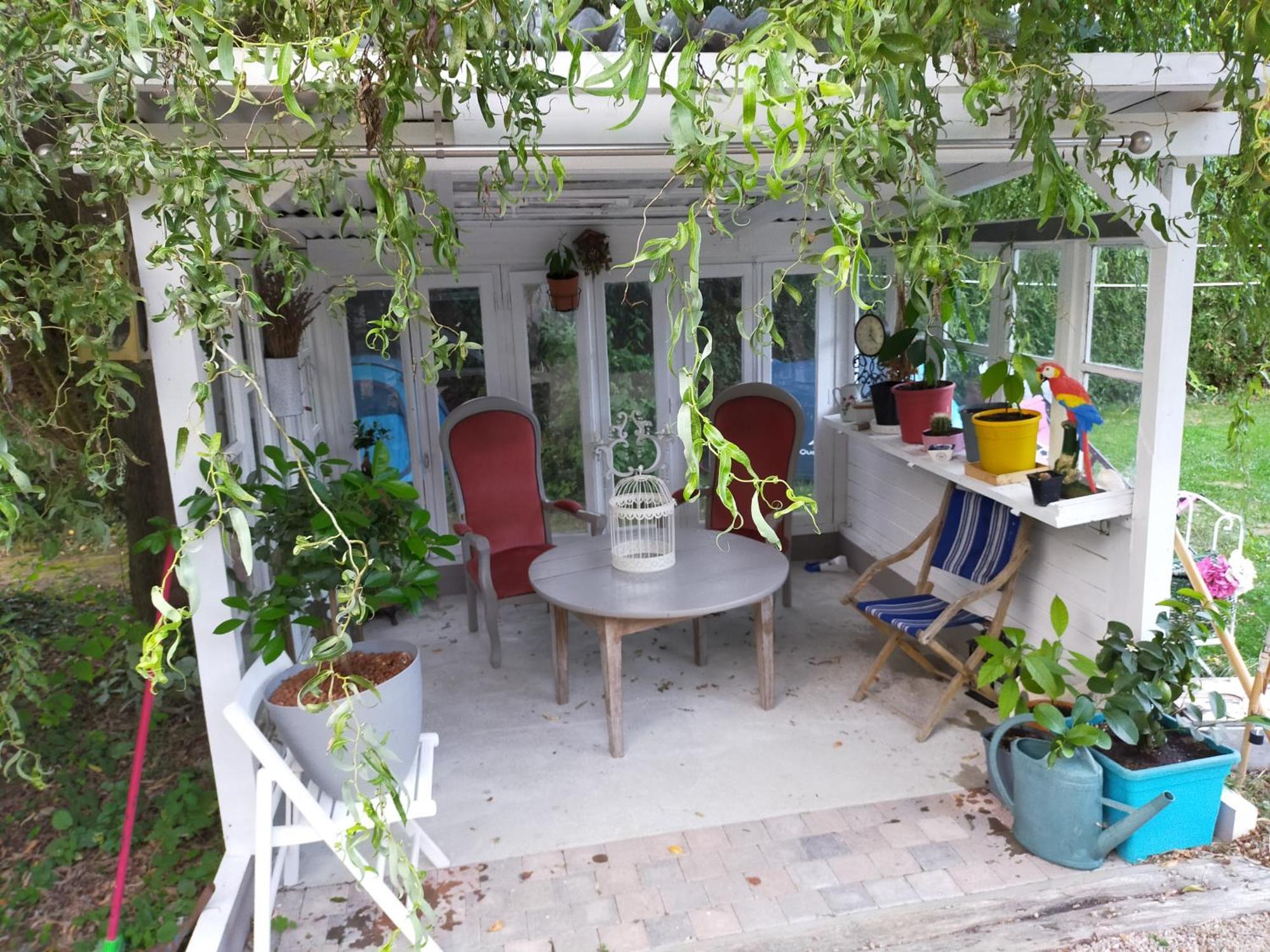 Ille Flottante, Maison Eclusiere Et Hebergements Insolites Sur Le Canal Hédé エクステリア 写真